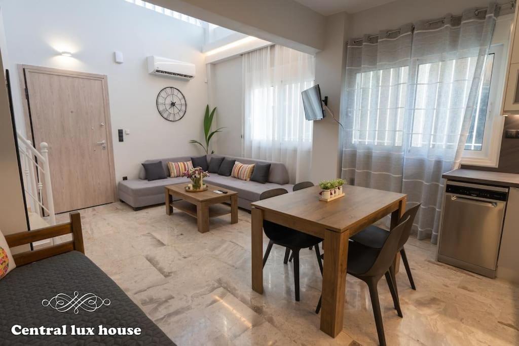 Central Lux House Kalamata Ngoại thất bức ảnh