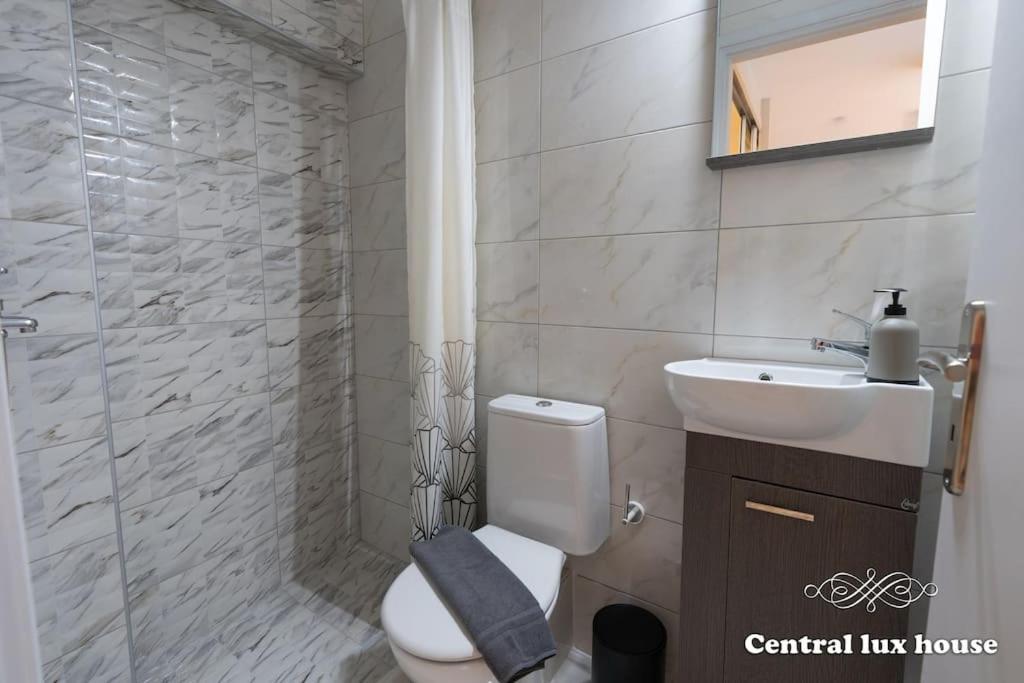 Central Lux House Kalamata Ngoại thất bức ảnh