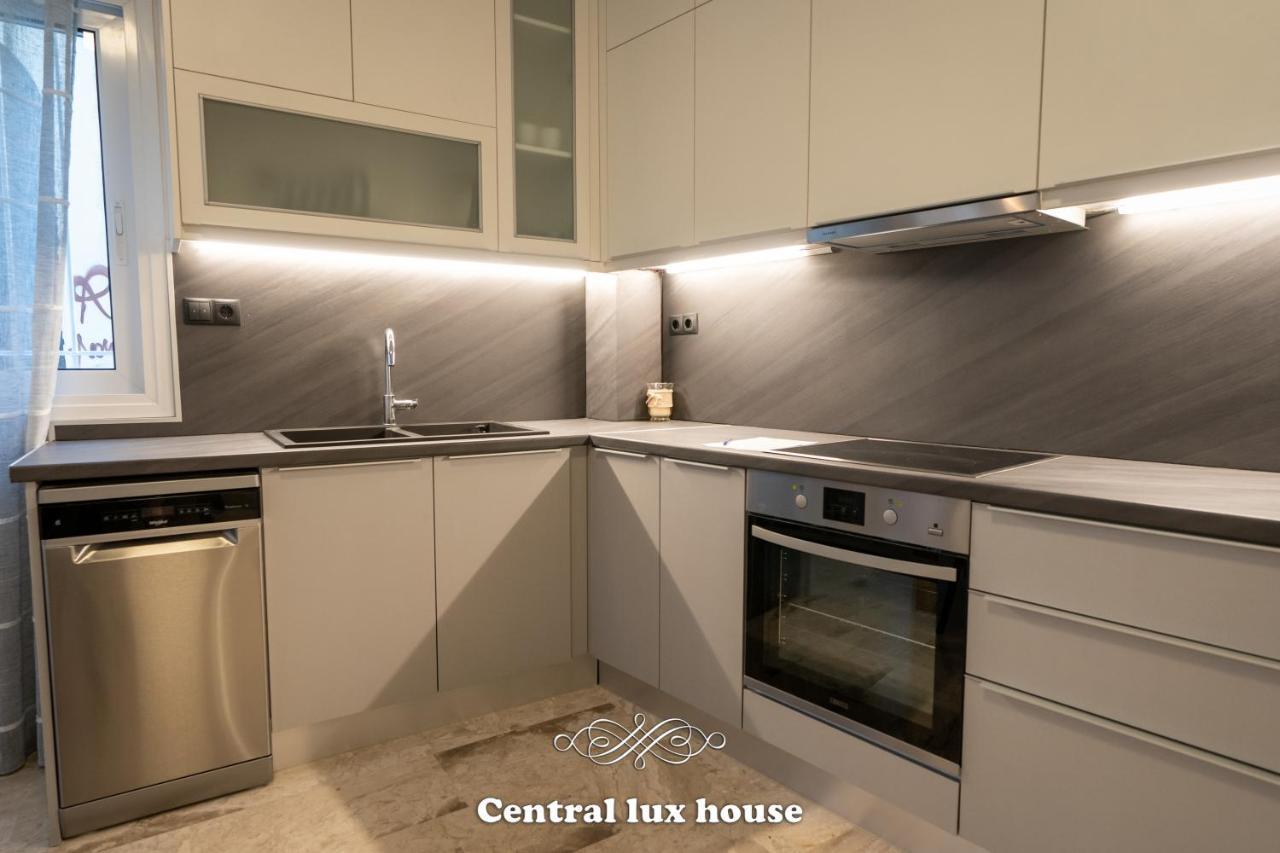 Central Lux House Kalamata Ngoại thất bức ảnh